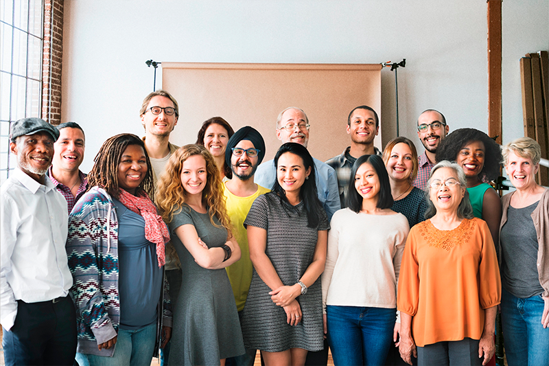 Wir optimieren die Benutzeroberfläche Ihrer Lernplattform, verbessern die Bedienfreundlichkeit, legen Dashboards für die Verantwortlichen und Mitarbeiter sowie automatische Reports an.